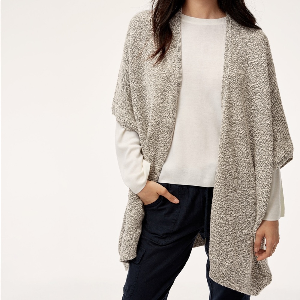 Aritzia Community Iconic Cape